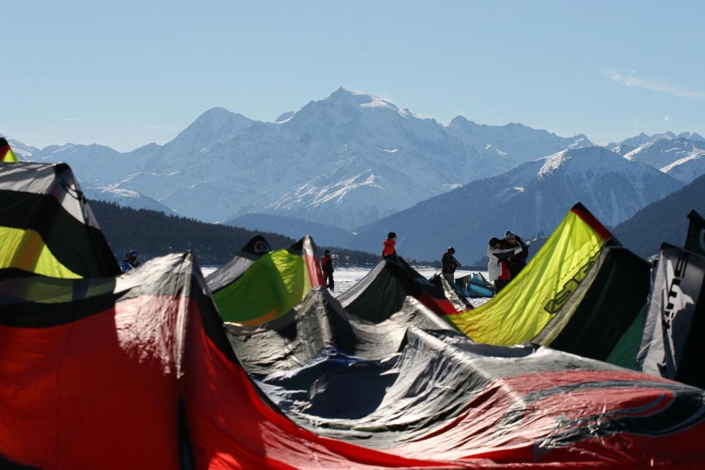 Hotel Goldener Adler Graun im Vinschgau Exteriör bild